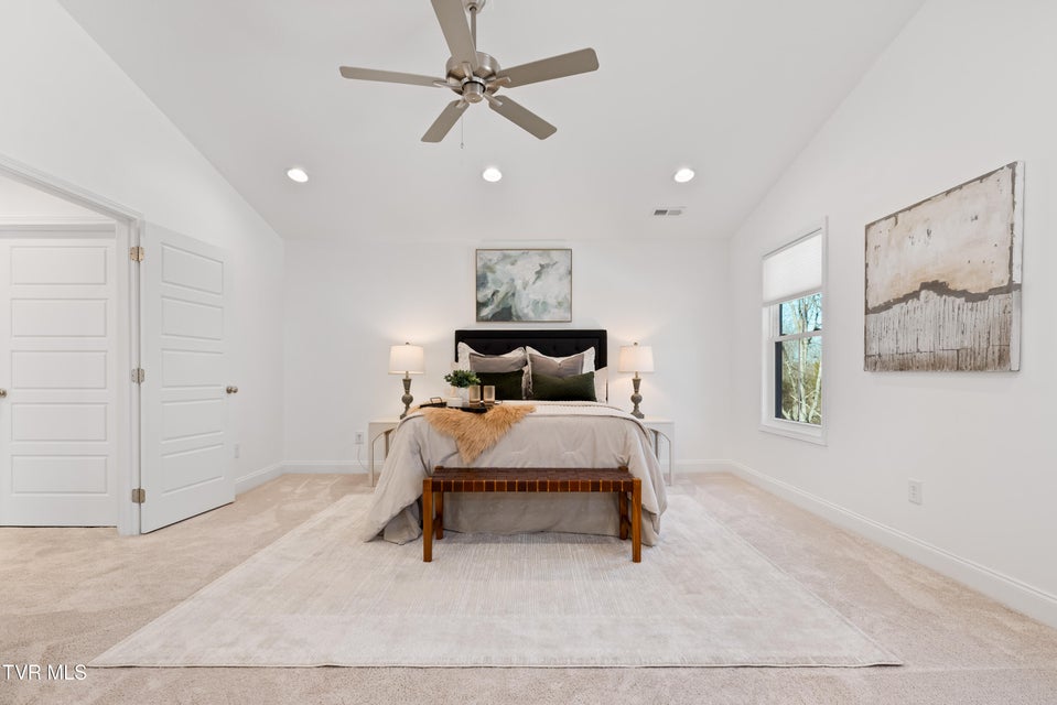 Photo #26: 1072 Riddle Ridge