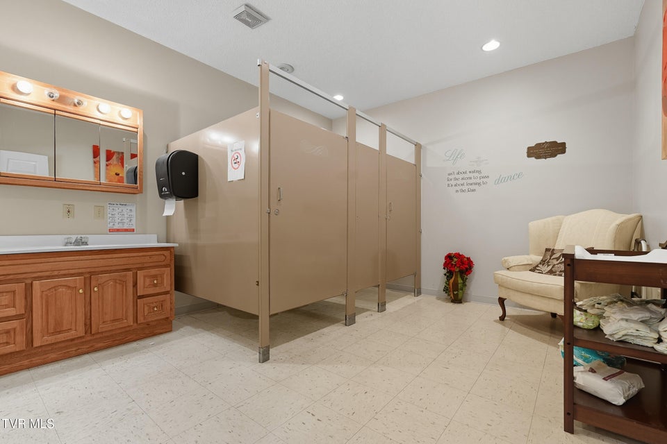 Photo #15: 368 Clay Street