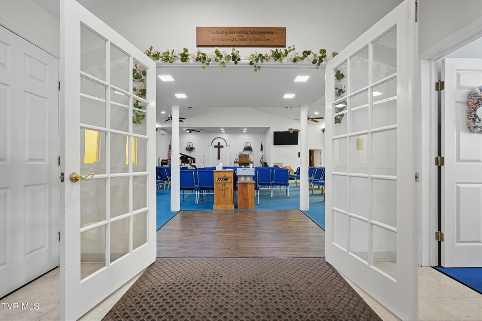 Photo #17: 368 Clay Street