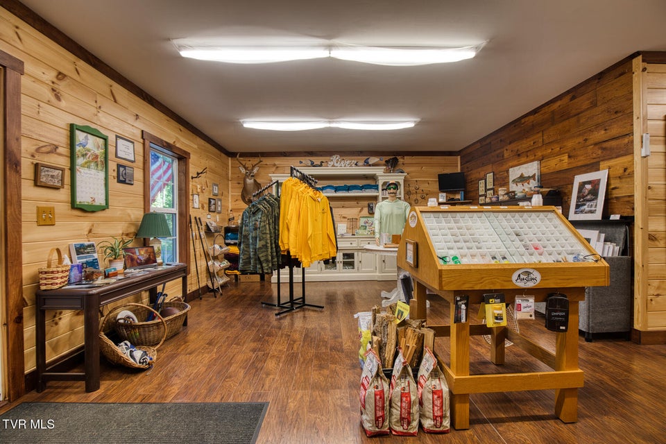 Photo #25: 383 Tva Road