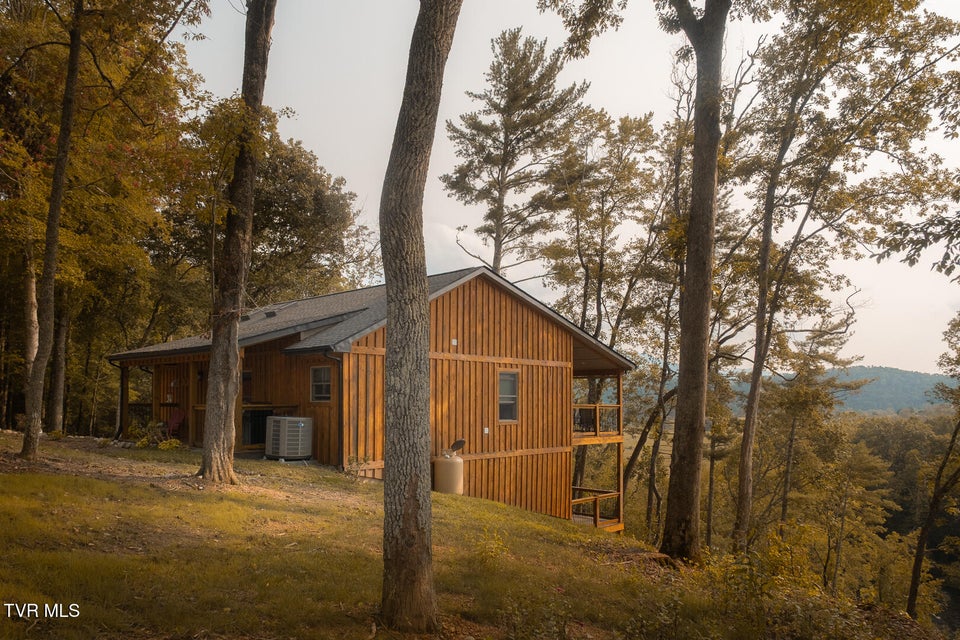 Photo #31: 383 Tva Road