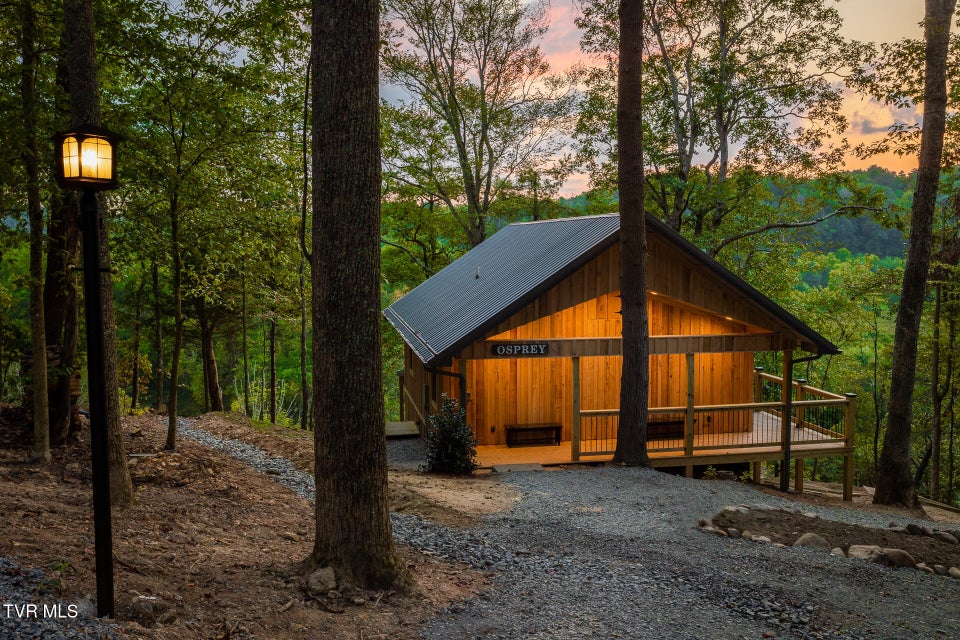 Photo #34: 383 Tva Road