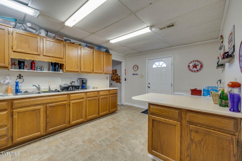 Photo #14: 702 Main Street