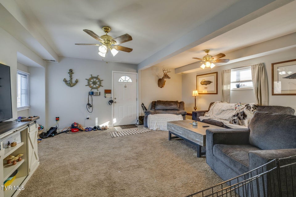 Photo #23: 702 Main Street