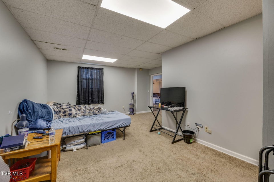 Photo #33: 702 Main Street