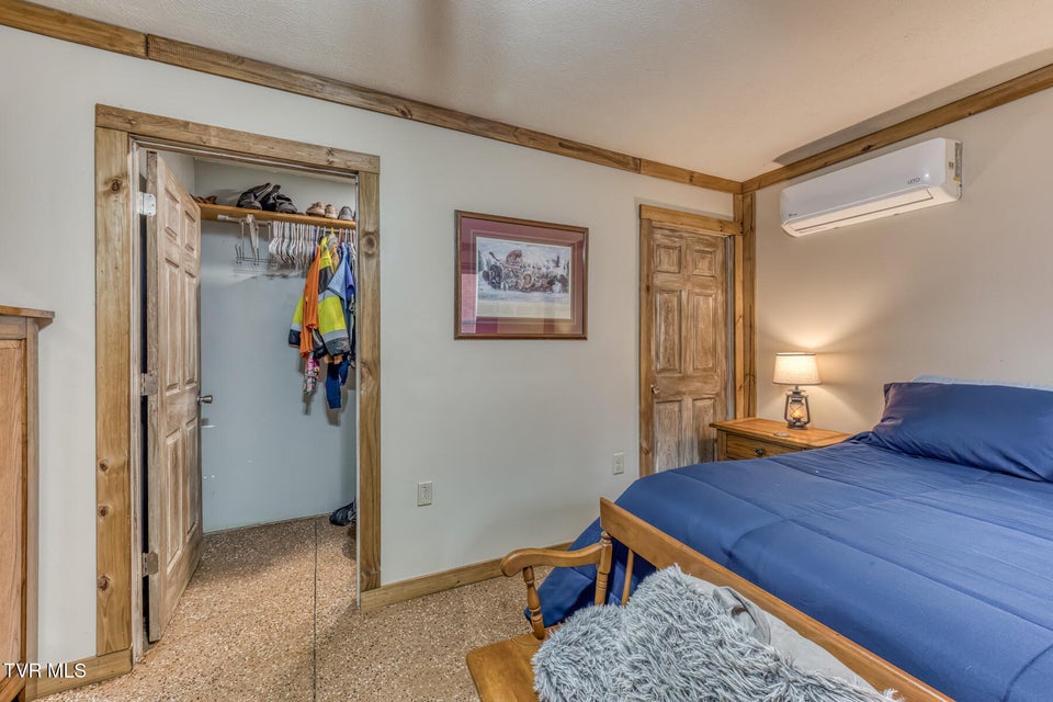 Photo #15: 2435 Houston Valley Road