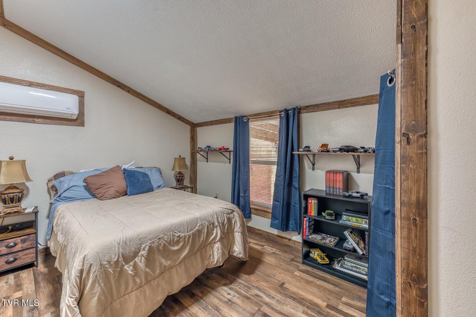 Photo #27: 2435 Houston Valley Road