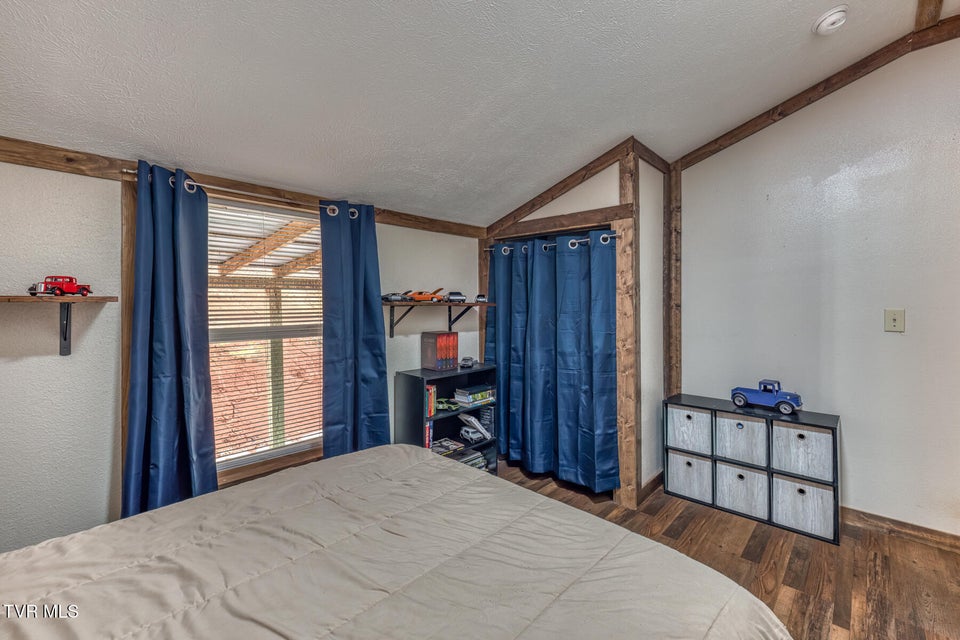 Photo #28: 2435 Houston Valley Road