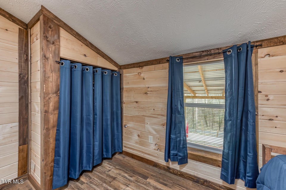 Photo #32: 2435 Houston Valley Road