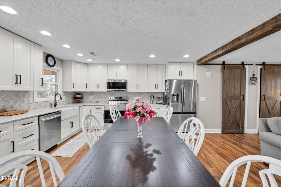 Photo #31: 119 Popular Drive