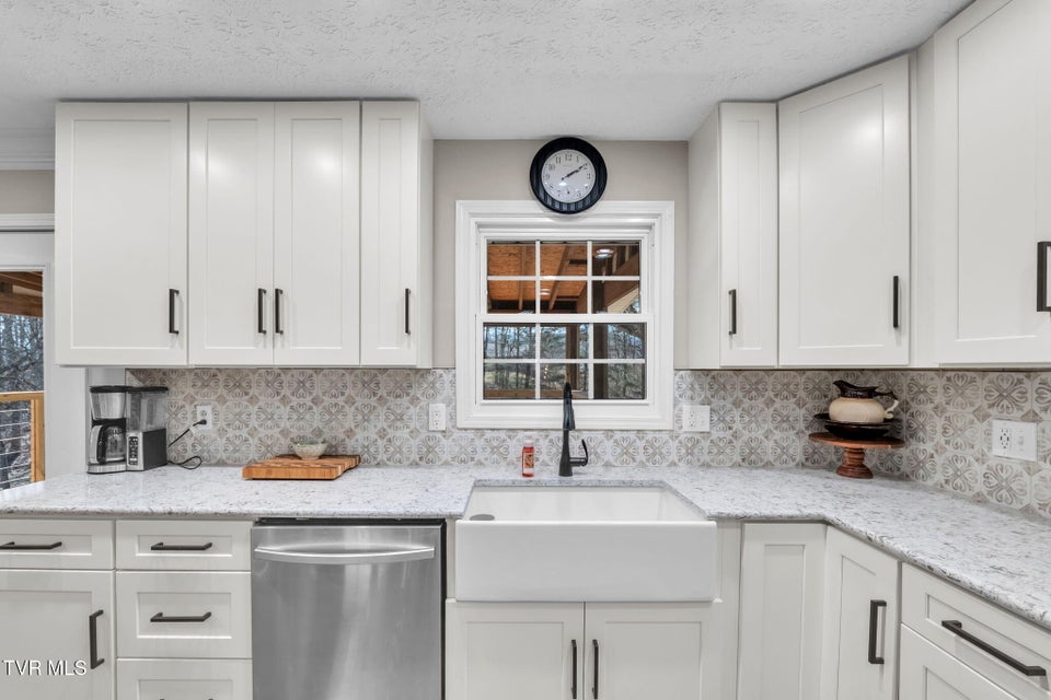 Photo #34: 119 Popular Drive