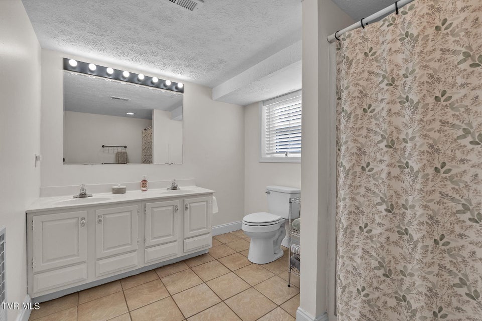 Photo #50: 119 Popular Drive