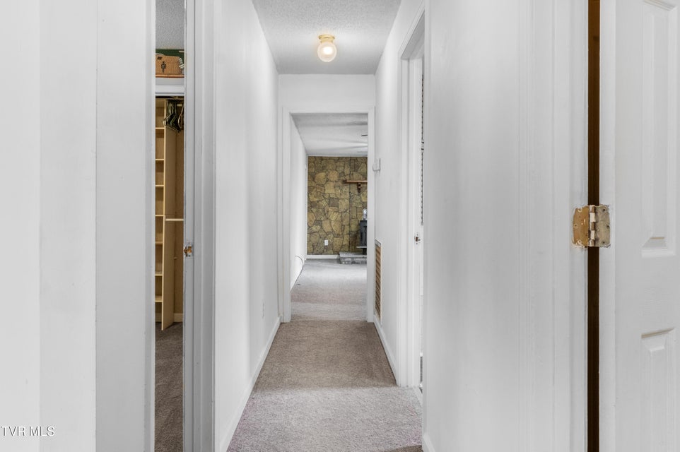 Photo #9: 481 Riverview Drive