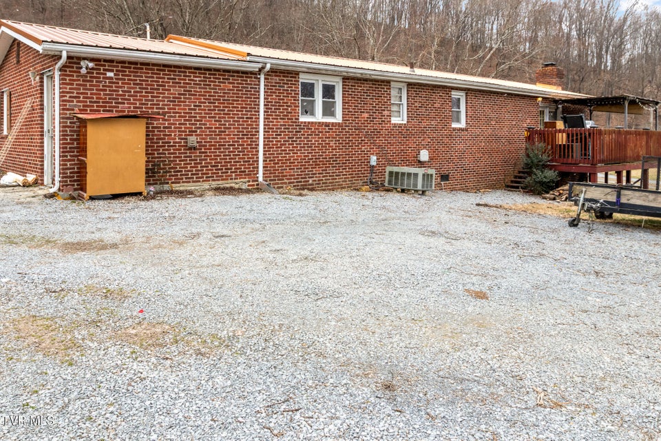 Photo #21: 481 Riverview Drive