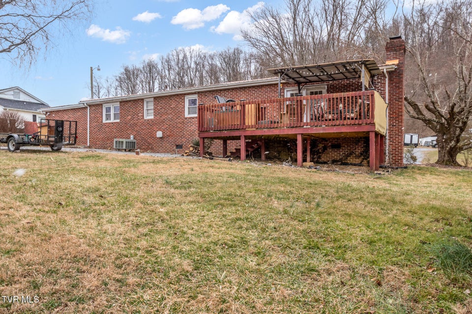 Photo #23: 481 Riverview Drive