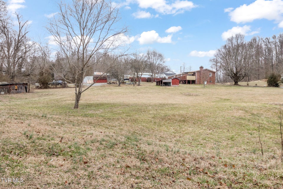 Photo #27: 481 Riverview Drive