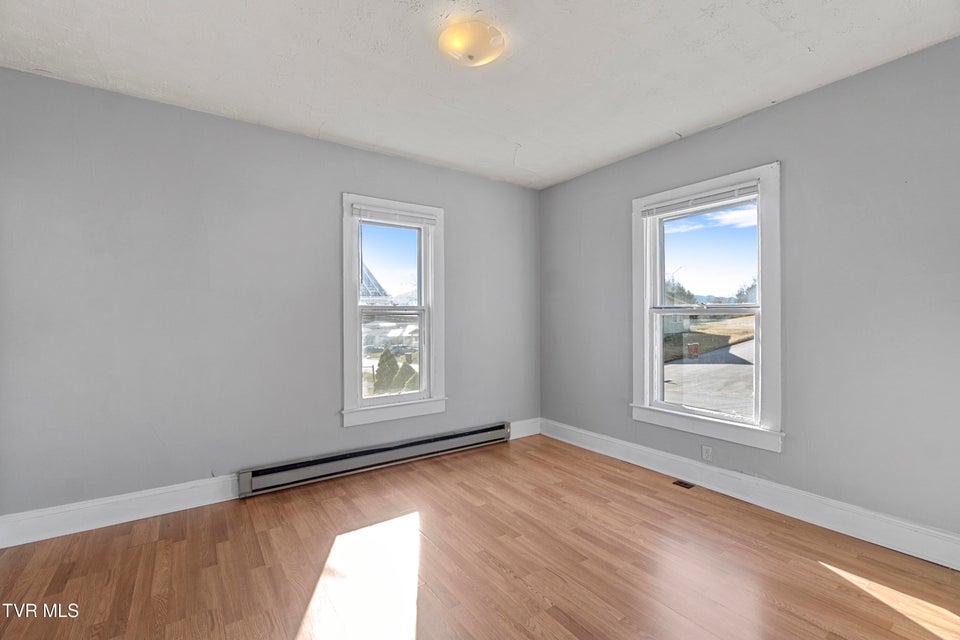 Photo #10: 1008 Boone Street