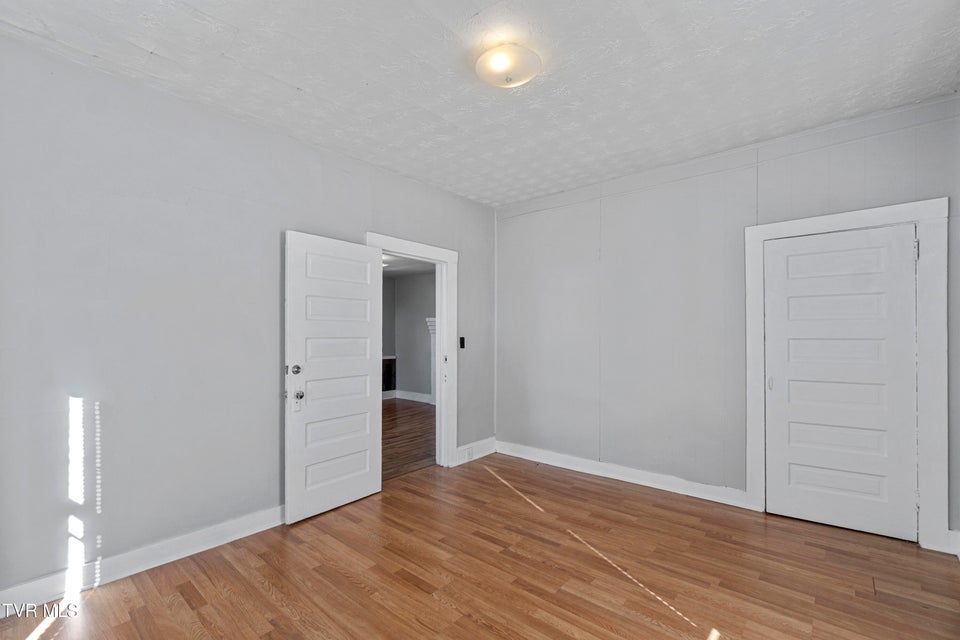 Photo #12: 1008 Boone Street