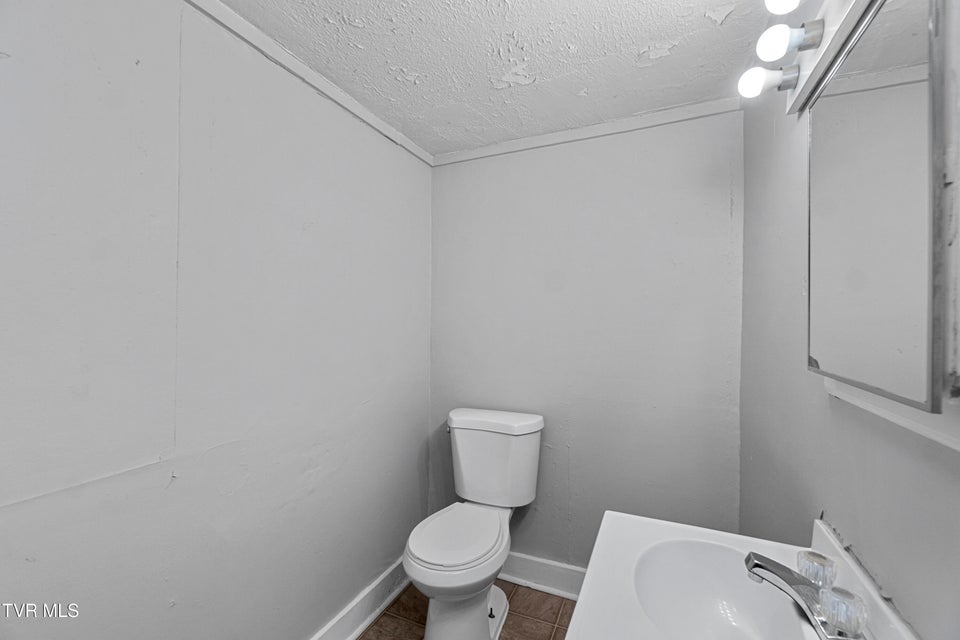 Photo #20: 1008 Boone Street