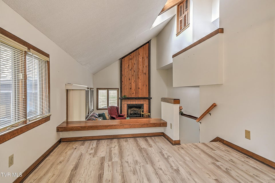 Photo #16: 270 Hampton Drive