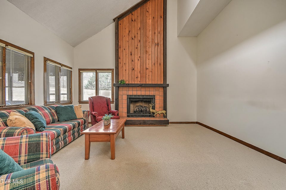 Photo #19: 270 Hampton Drive