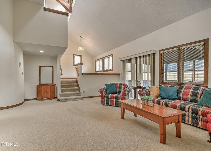 Photo #20: 270 Hampton Drive