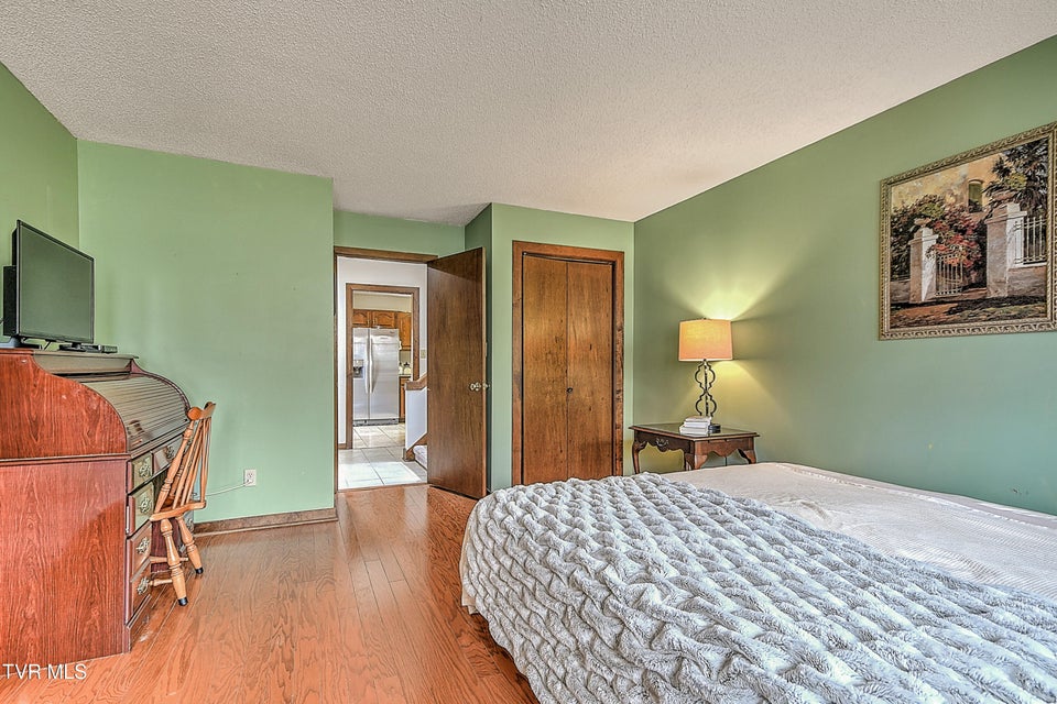 Photo #24: 270 Hampton Drive