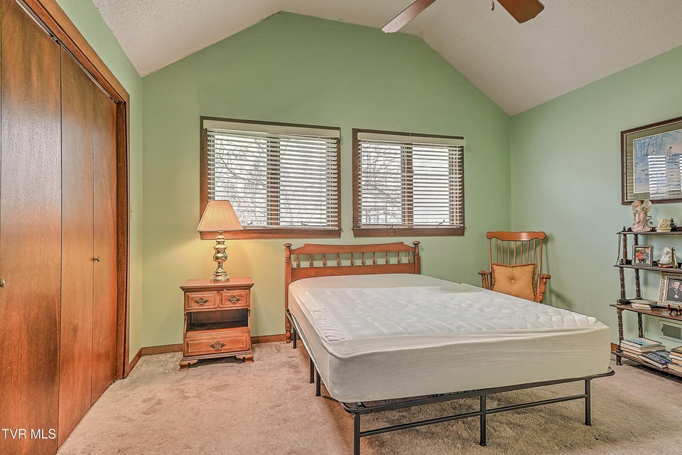 Photo #32: 270 Hampton Drive