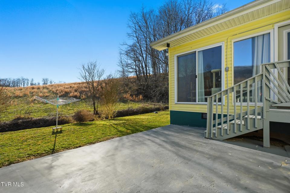 Photo #9: 3311 Rebecca Road