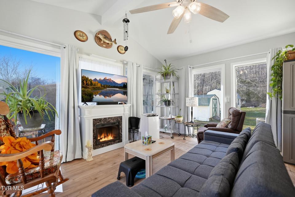 Photo #12: 3311 Rebecca Road