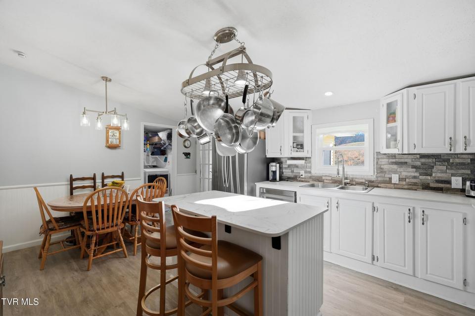 Photo #24: 3311 Rebecca Road