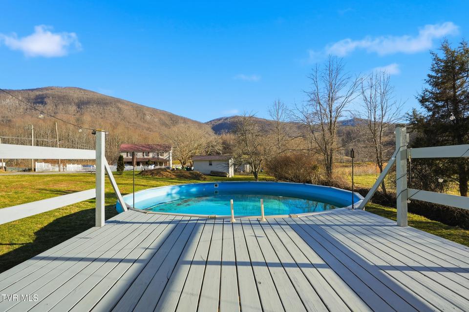 Photo #11: 3311 Rebecca Road