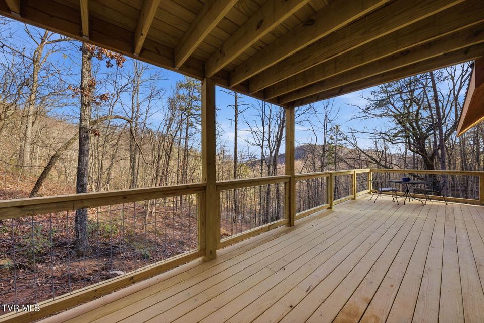 Photo #12: 954 Glasgow Street