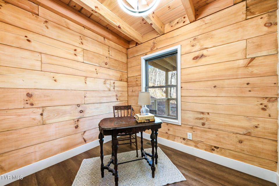 Photo #13: 954 Glasgow Street