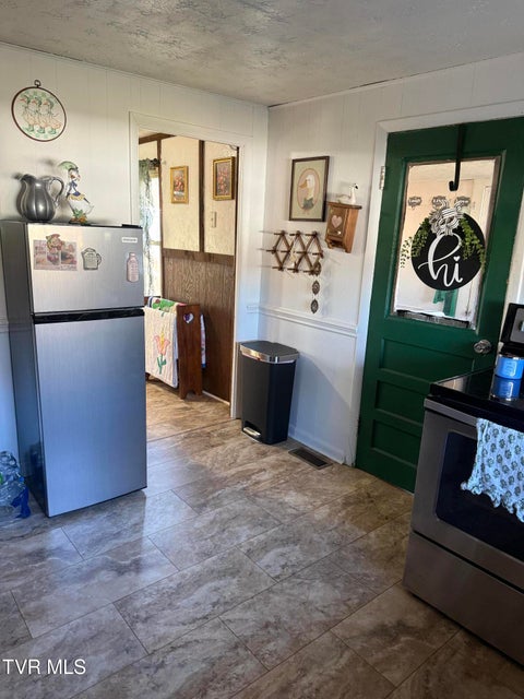 Photo #33: 111 Church Street