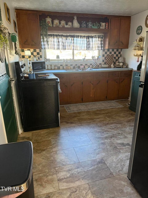 Photo #36: 111 Church Street