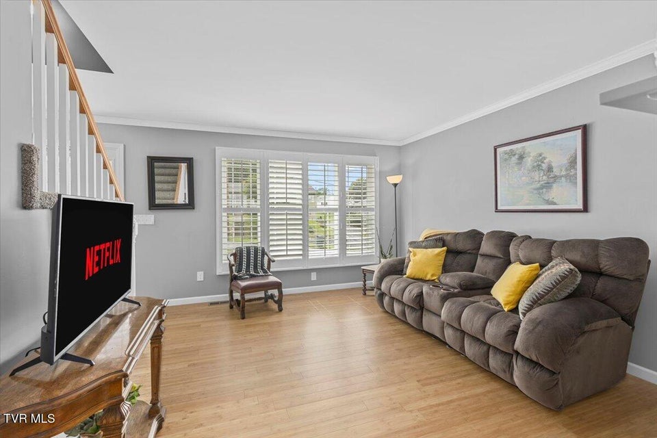 Photo #15: 404 Allen Avenue