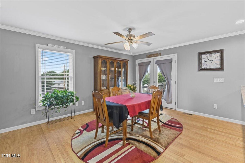 Photo #16: 404 Allen Avenue