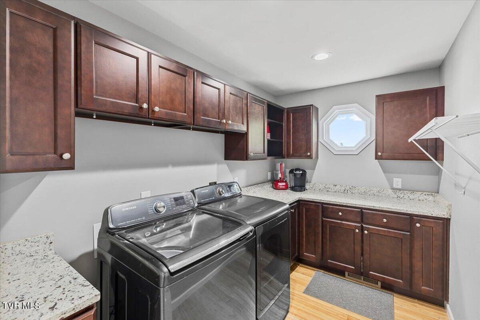 Photo #24: 404 Allen Avenue