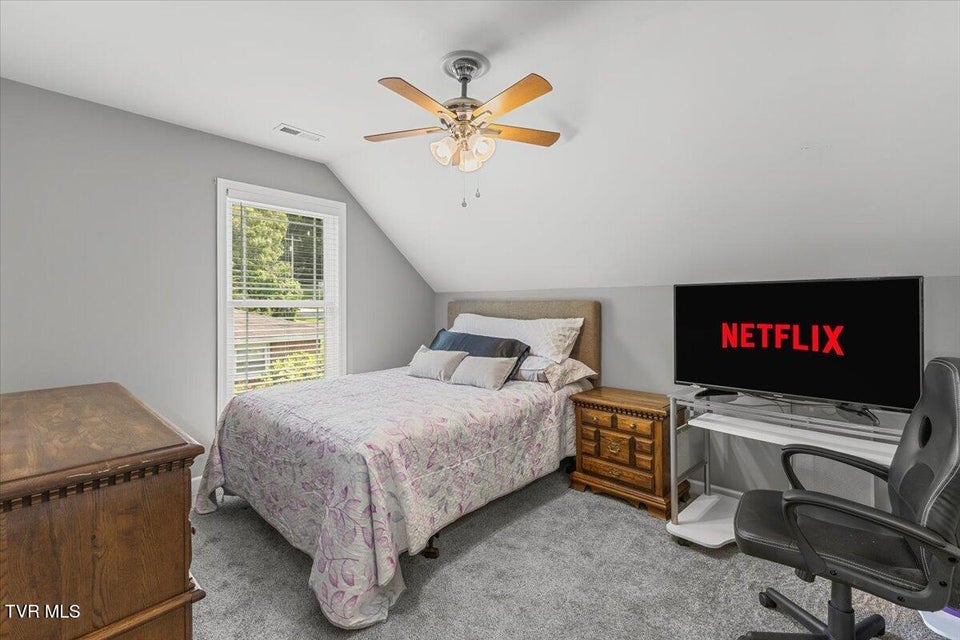 Photo #34: 404 Allen Avenue