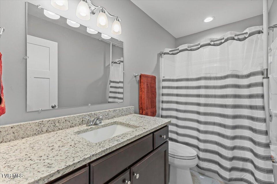 Photo #36: 404 Allen Avenue