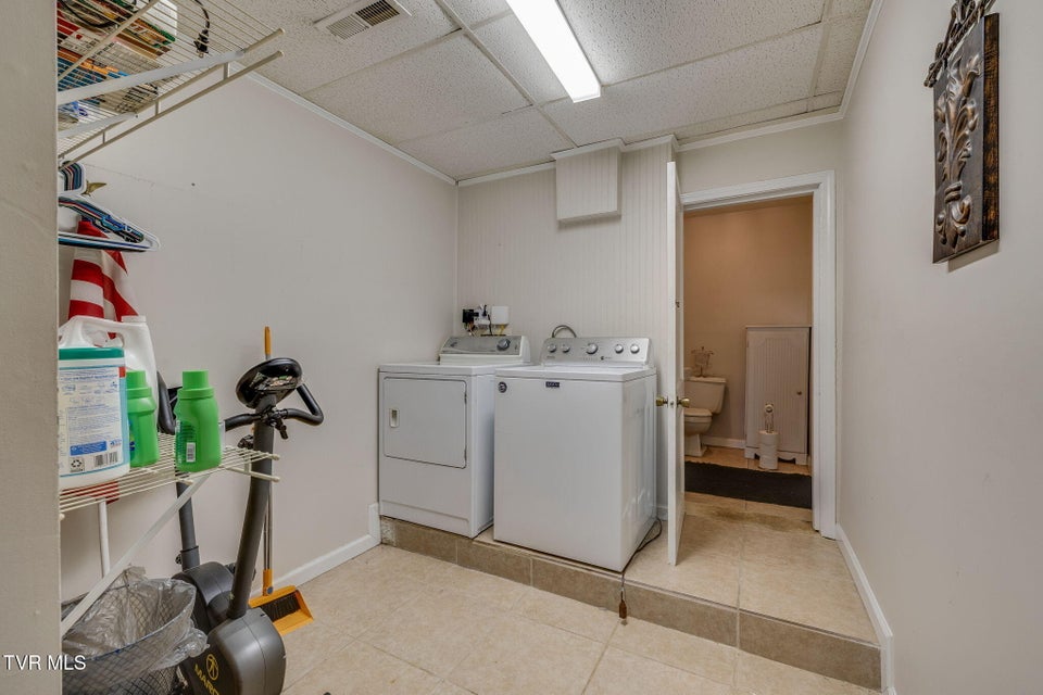 Photo #15: 702 Main Street