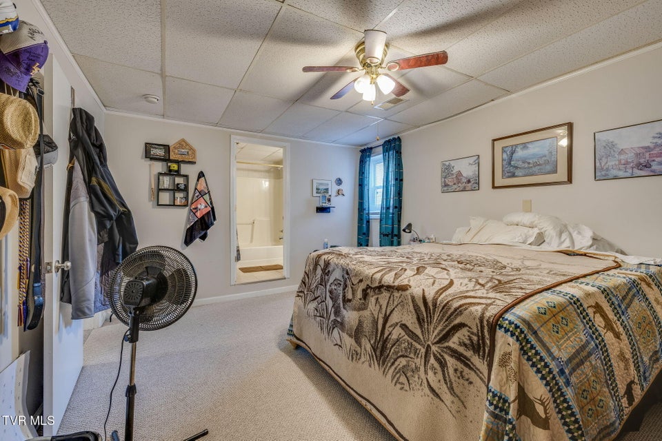 Photo #19: 702 Main Street