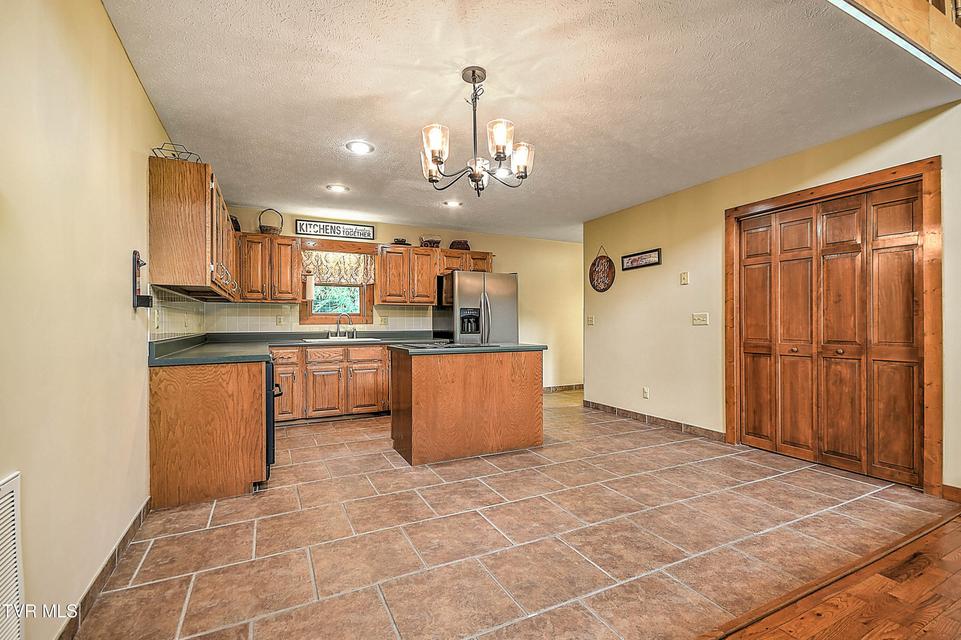 Photo #12: 122 Chase Drive