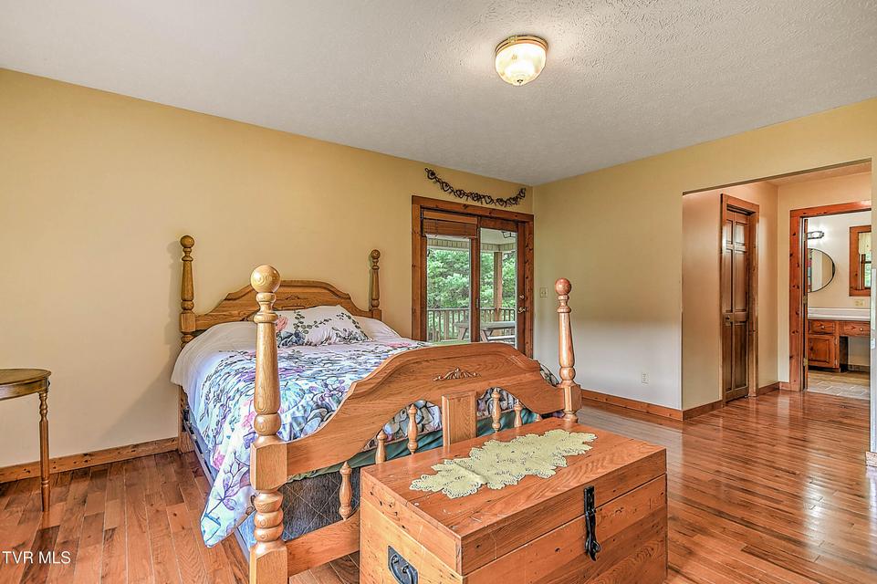 Photo #22: 122 Chase Drive