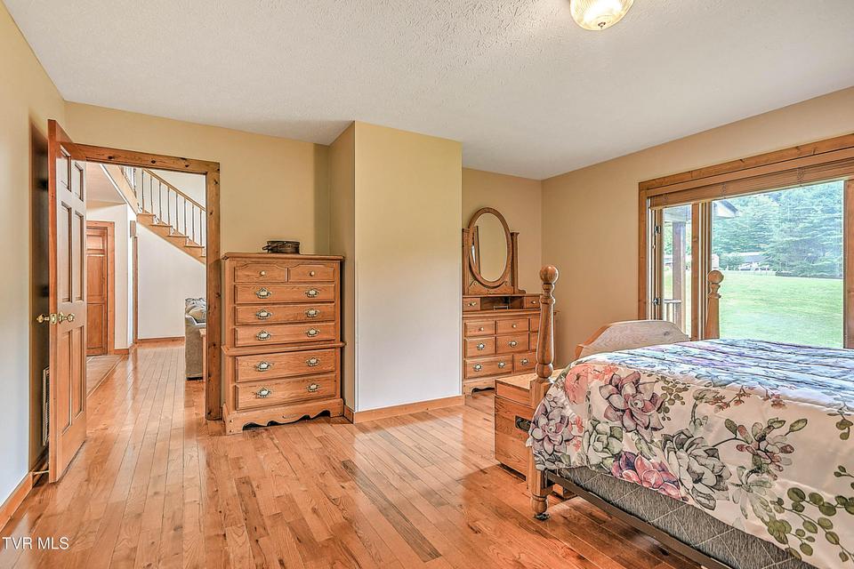 Photo #24: 122 Chase Drive