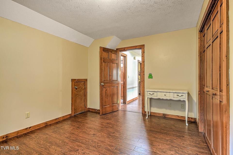 Photo #39: 122 Chase Drive