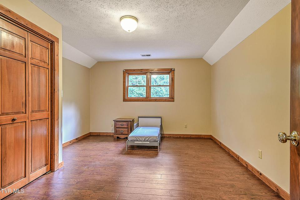 Photo #40: 122 Chase Drive