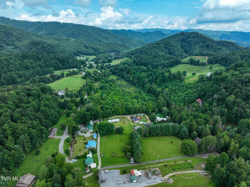 Photo #61: 122 Chase Drive