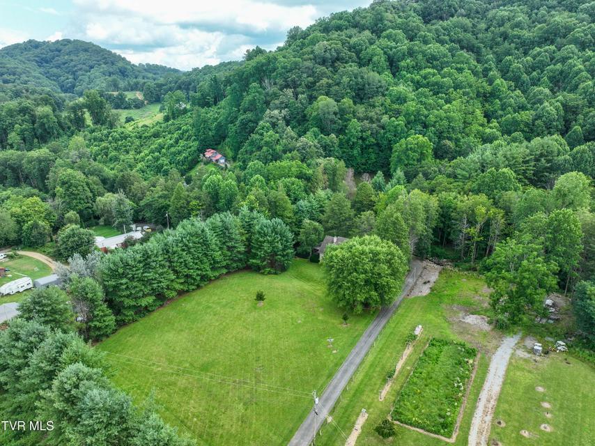 Photo #66: 122 Chase Drive